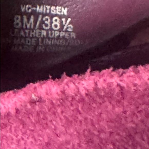 VINCE CAMUTO Mixen Burgundy Suede Leather Ankle Boots Booties Sz 8 - Picture 2 of 7